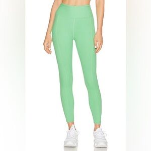 Like New - FP Movment High Waisted 7/8” Good Karma Leggings - size xs/s